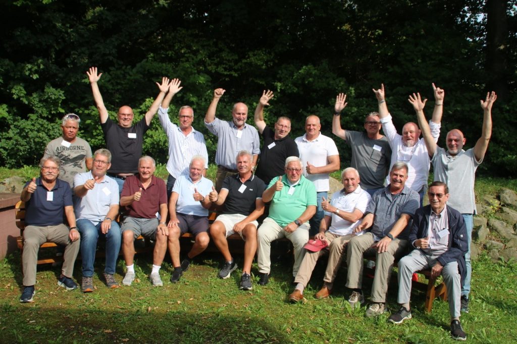 Die Teilnehmer des 4. regionalen Treffens im Casino Maxhof